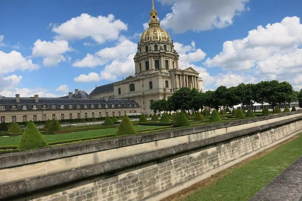 Ultra Luxury Apartment With Eiffel Tower View 190M2 Paris 0*,  France